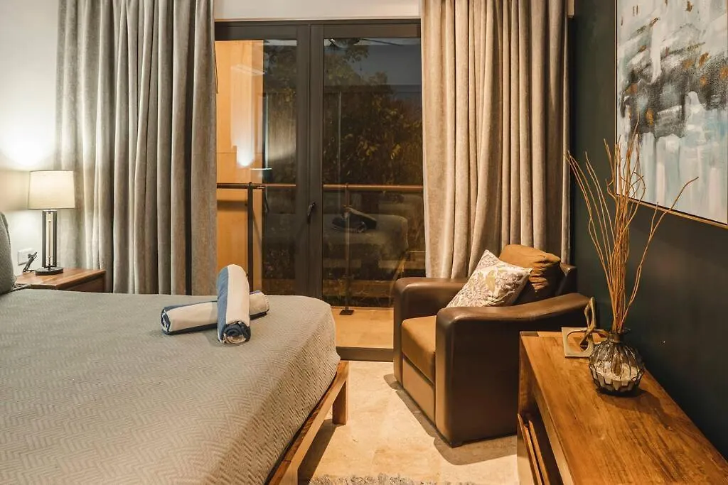 Chic 2Br In Exclusive Building Apartment Playa del Carmen