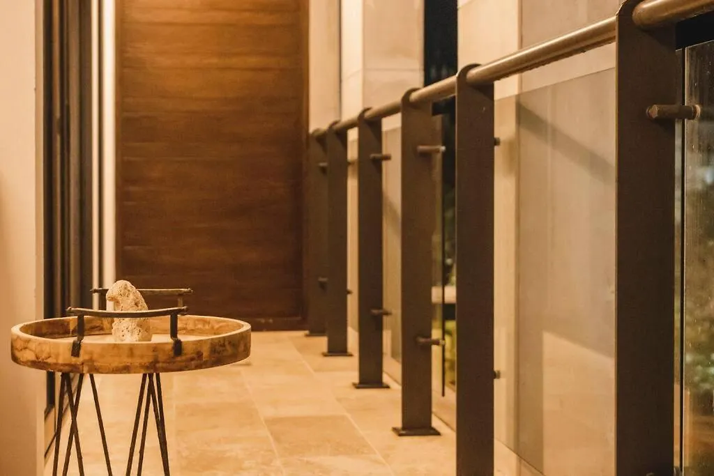 Chic 2Br In Exclusive Building Apartment Playa del Carmen