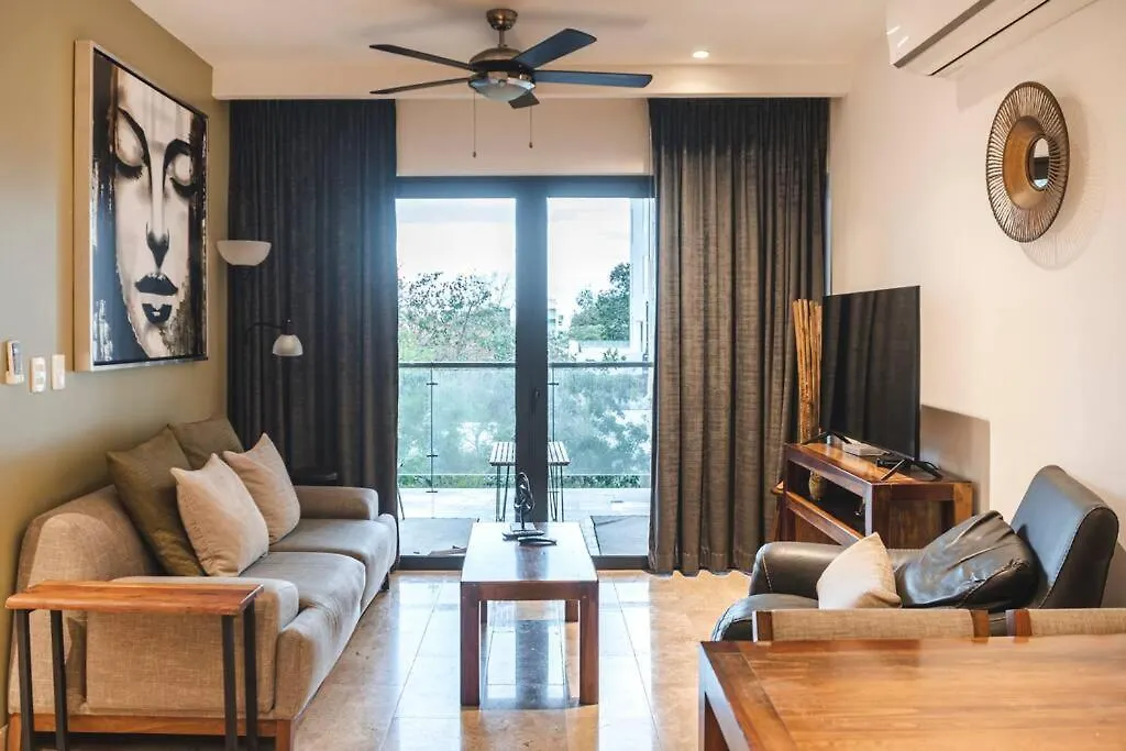 Chic 2Br In Exclusive Building Apartment Playa del Carmen